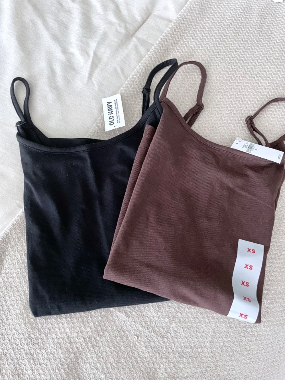 NEW Old Navy Pack of 2 Cami Tank Tops